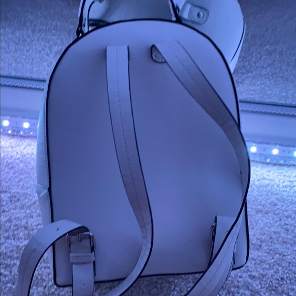 Zara Backpack - Picture 2 of 2